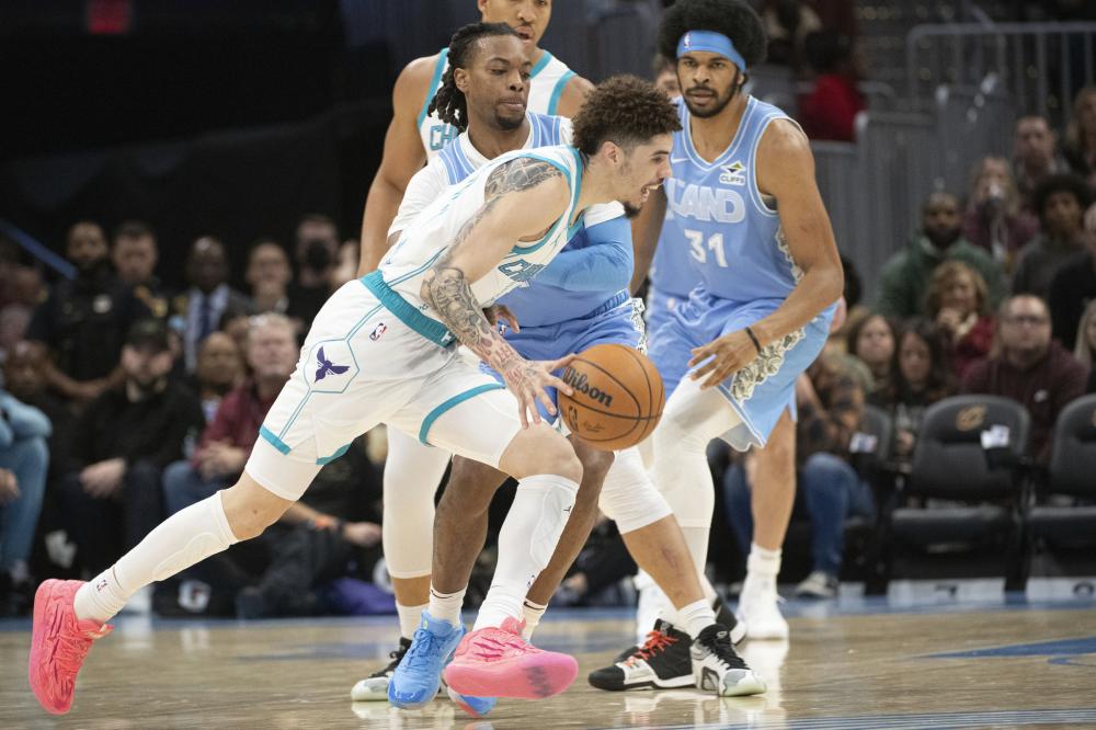 并与主持人 并与主持人